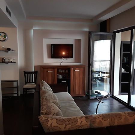 Private Apartments In Hotel Dolce Vita Golden Sands Bagian luar foto