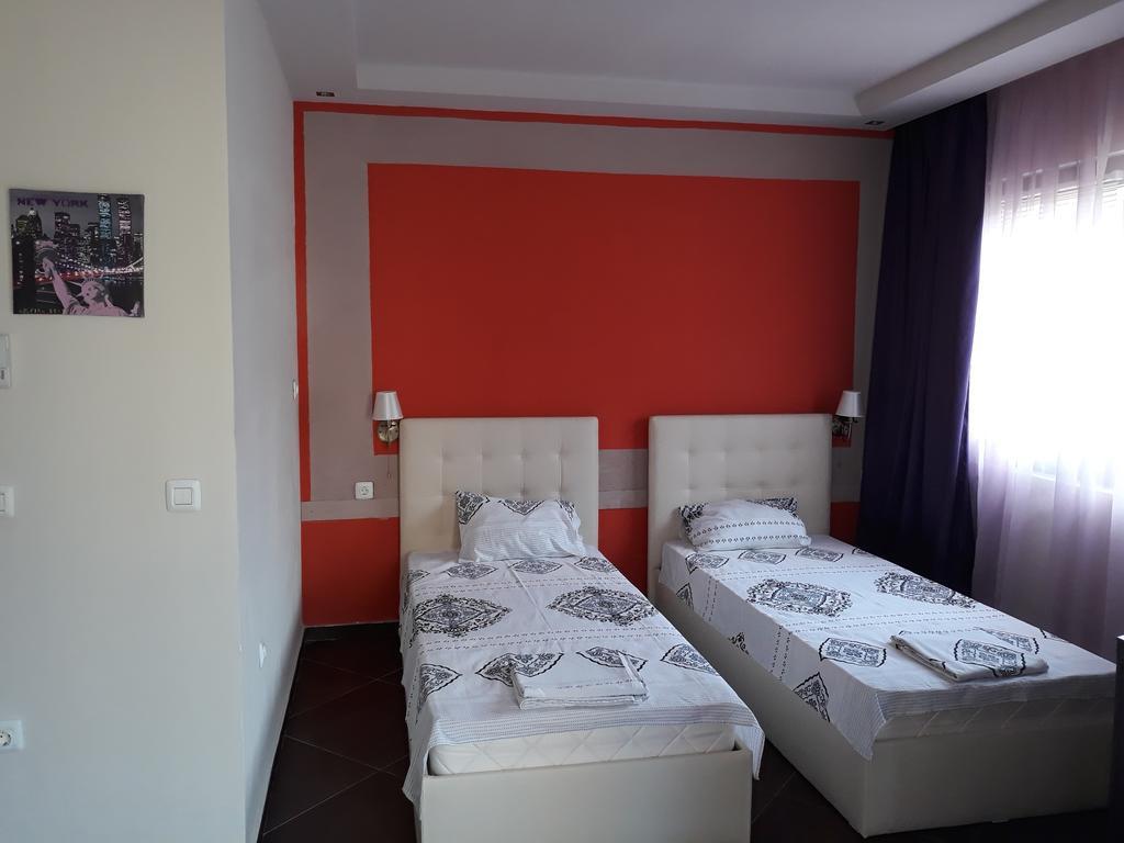 Private Apartments In Hotel Dolce Vita Golden Sands Bagian luar foto